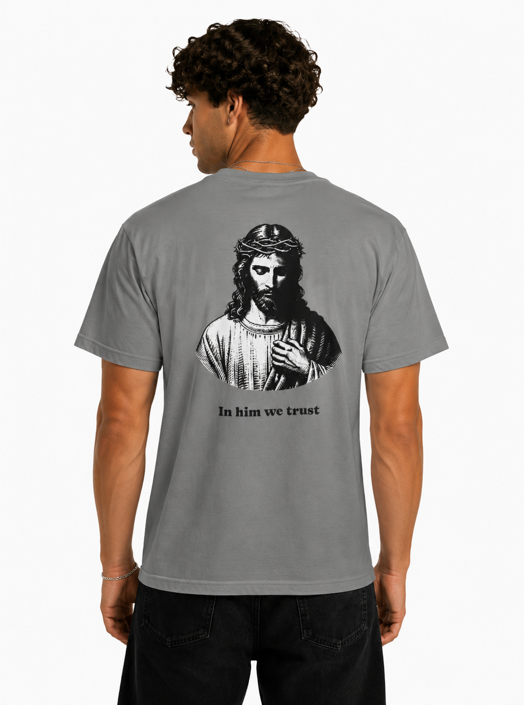 T-Shirt "In him we trust"